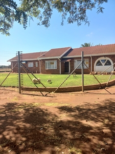 Small Holding For Sale in Baskoppies AH