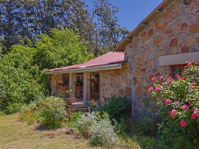 Small Holding For Sale in Grabouw Rural