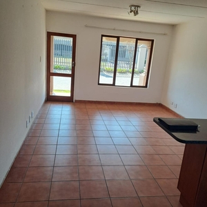 Townhouse For Sale in Brakpan Central