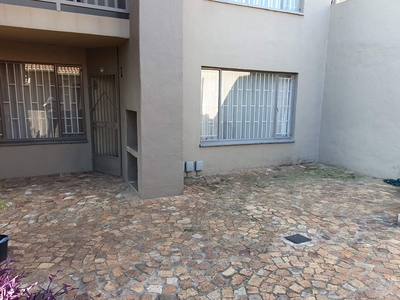 Townhouse For Sale in Mulbarton