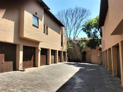 Townhouse For Sale in Sandown