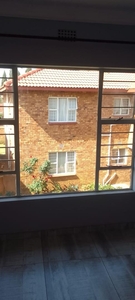 Townhouse Rental Monthly in Dalpark Ext 11