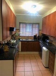 Townhouse Rental Monthly in Mooikloof