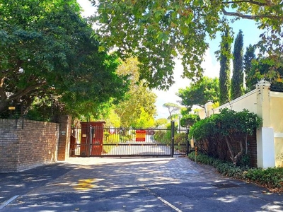 2 Bedroom townhouse - sectional rented in Constantia, Cape Town