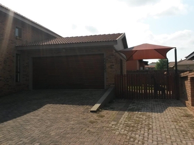 3 Bedroom House to rent in Lydenburg - 5285 Sterkspruit