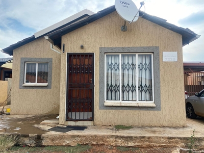3 Bedroom Freehold To Let in Mahube Valley