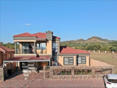 Brits (Madibeng, North West) Stunning 4 bedroom,Double storey home in a very saught after Estate....