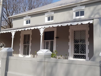 Business For Sale in PAARL CENTRAL