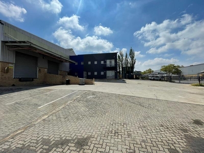 Corporate Park South: Large Warehouse/Factory/ Distribution Centre To Let in Midrand with Highway Visibility!!