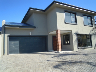 Duet For Sale in Mossel Bay Central