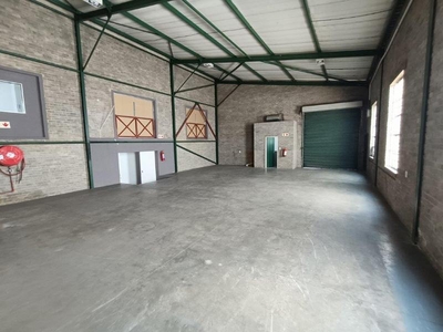 Mini Warehouse / Distribution Centre of 380 m² To Let in Gallagher Place South. This access-controlled park is ideally located between the N1 Highway and R101 Pretoria Main Road.