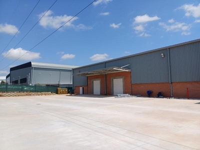 New Development / Large Warehouse / Office To Let In Louwlardia