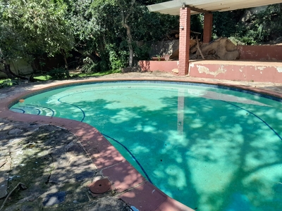 Three/Four Bedroom house to rent with pool Nelspruit