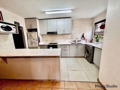 Townhouse For Sale in Umgeni Park