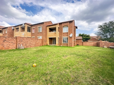 2 Bed Townhouse/Cluster For Rent Mooikloof Ridge Pretoria East