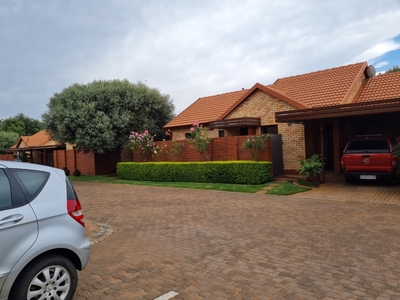 3 Bed Townhouse/Cluster For Rent Montana Tuine Pretoria