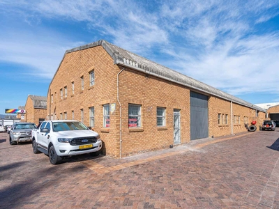 469 sqm Prime Industrial Property To Let Montague Gardens