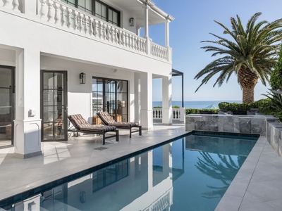 5 Bedroom House To Let in Camps Bay