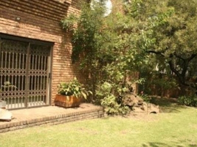 Charming 1 Bedroom Garden Cottage in Sunny Bedfordview