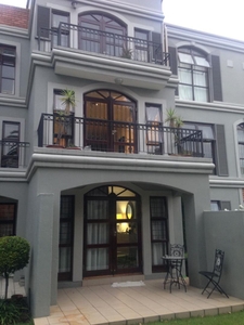 CRAIGHALL 2 BED 2 BATH APARTMENT WITH 2 PARKING BAYS TO LET.