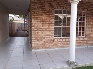 3 Bedroom townhouse - freehold to rent in Flamwood, Klerksdorp
