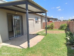 3 Bedroom Townhouse To Let in Quaggafontein