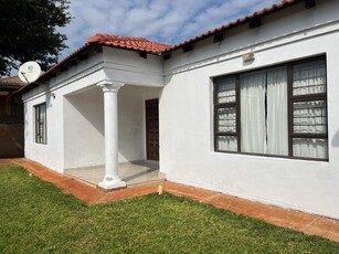 4 Bed House For Rent Chroompark Mokopane (Potgietersrus)