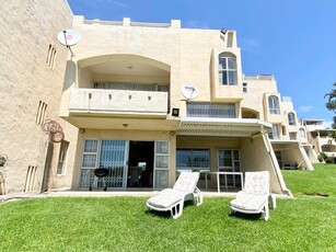 Hendra Estates - Stunning, Furnsihed Beach Townhouse For Rent In Umhlanga