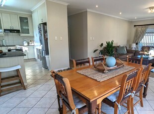 Immaculate 3 Bedroom Family Home