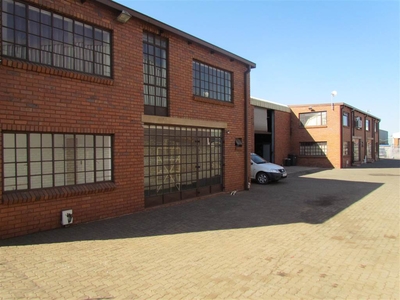 1370 m² Industrial space in Rosslyn