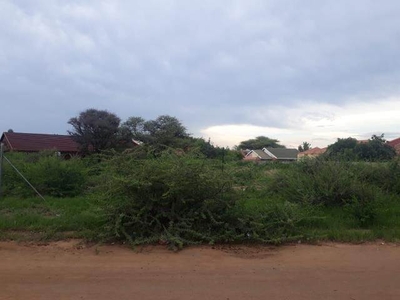 719 m² Land available in Tlhabane