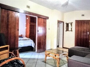 2 Bed Apartment in Uvongo