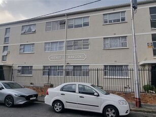 2 Bed House in Strand Central