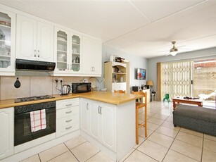3 Bed Townhouse in Hazendal