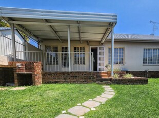 3 Bedroom Townhouse To Rent In Garsfontein