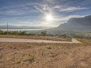 617 m² Land available in Stellenbosch Central
