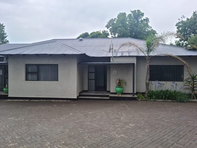 110m² Office To Let in Benoni Central