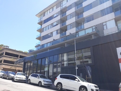 300m² Office To Let in Green Point