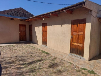 8 Bed House in Mafikeng