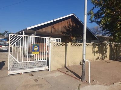 House For Sale In Hamberg, Roodepoort