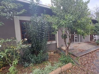House For Sale In Park West, Bloemfontein