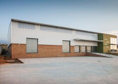1,600m² Warehouse To Let in Samrand Business Park