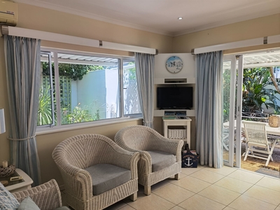 2 bedroom apartment to rent in Summerstrand