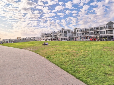 Apartment / Flat For Sale in Big Bay, Blouberg