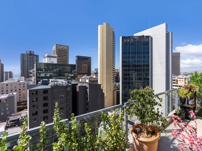 Apartment / Flat For Sale in Cape Town City Centre, Cape Town
