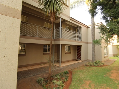 Apartment / Flat For Sale in Monument Park, Pretoria