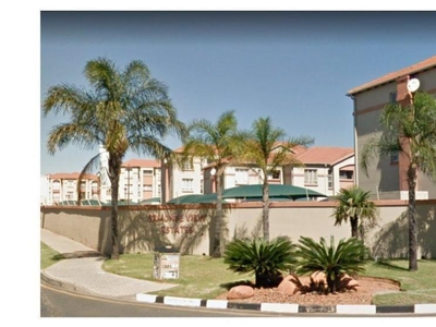 Apartment / Flat For Sale in Ormonde View, Johannesburg