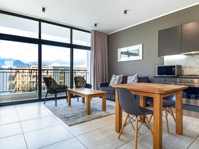 Apartment / Flat For Sale in Paardevlei, Somerset West
