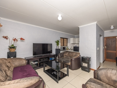 Apartment / Flat For Sale in Parklands, Blouberg