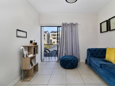 Apartment / Flat For Sale in Parklands North, Blouberg